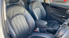 MINI Hatchback 2.0 Cooper S Exclusive II 5dr [Comfort/Nav Pack] Petrol Hatchback